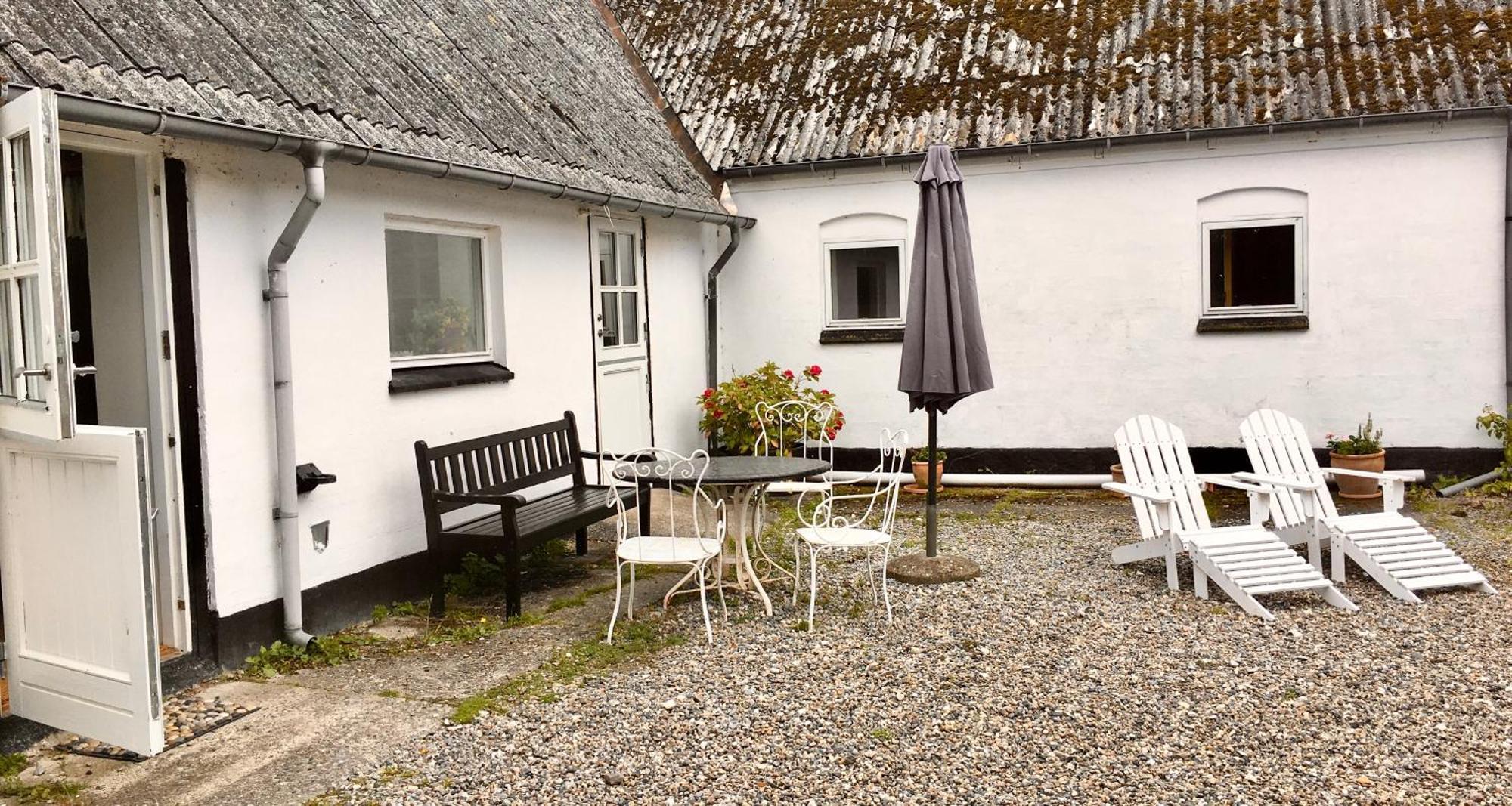 Hotel Hvidegaard Mon à Stege Extérieur photo